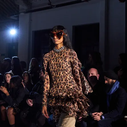 إطلالة من كولينا سترادا Collina Strada - الصورة من Launchmetrics/Spotlight ©