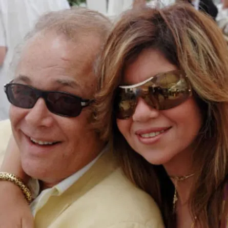 بوسي شلبي مع زوجها النجم الراحل محمود عبد العزيز- الصورة من حسابها على إنستغرام