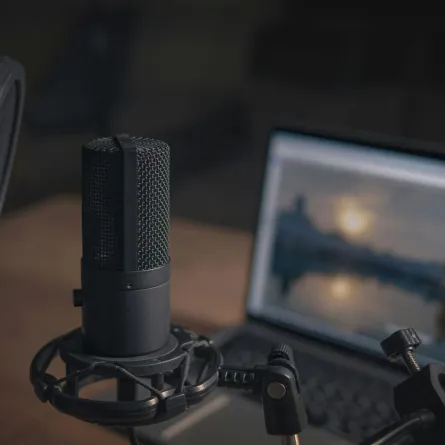 الاحتفال باليوم العالمي للإذاعة