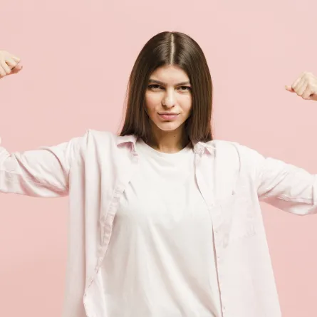 اكتساب الثقة بالنفس خطوة هامة للشباب-المصدرfreepik