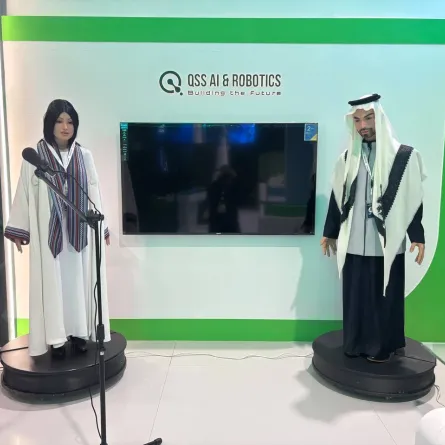 الروبوتات تشارك في معرض فومكس بالمنتدى السعودي للإعلام 2025