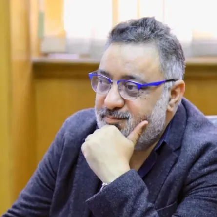 الكاتب عبدالرحيم كمال- الصورة من صفحته على موقع فيسبوك
