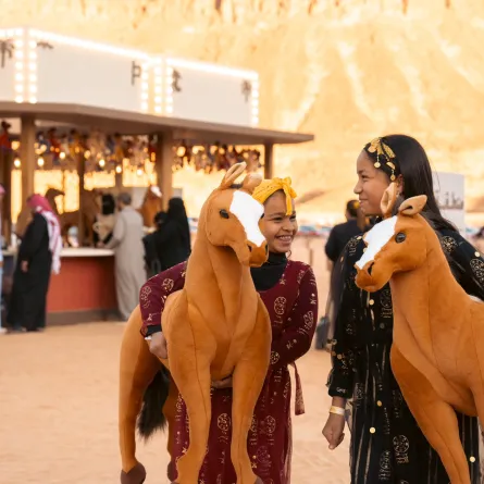 فعاليات ترفيهية وأنشطة ثقافية في العلا تحتفي بيوم التأسيس - الصورة من حساب يوم التأسيس على إكس