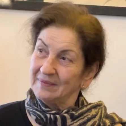 مها بيرقدار- الصورة من حساب الفنانة ورد الخال