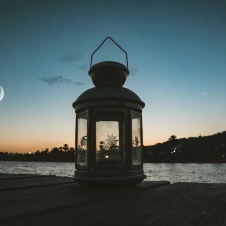 تفسير رؤية هلال رمضان في المنام