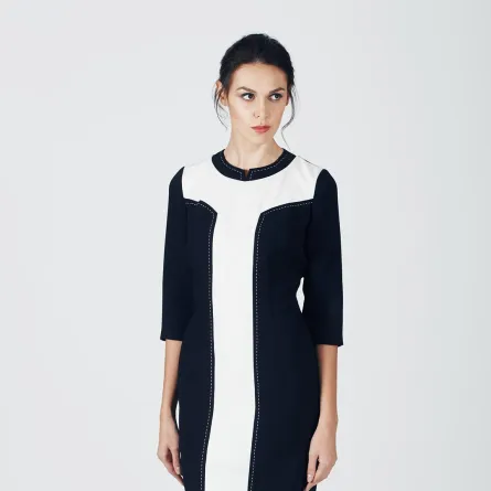 رؤيا الثياب البيضاء والسوداء في المنام -مصدر الصورة:Freepik 