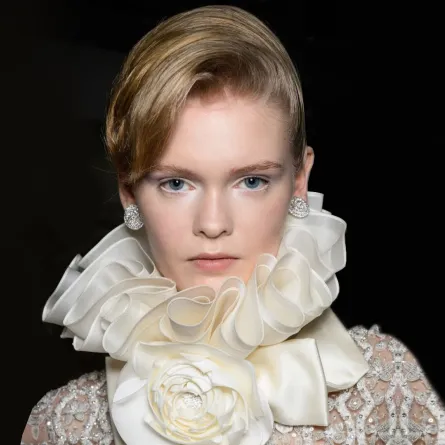 من عرض ريتشارد كوين Richard Quinn-مصدر الصورة Launchmetrics/Spotlight ©