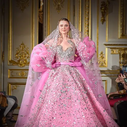 فستان من هاني البحيري Hany El Behairy - الصور من Launchmetrics/Spotlight