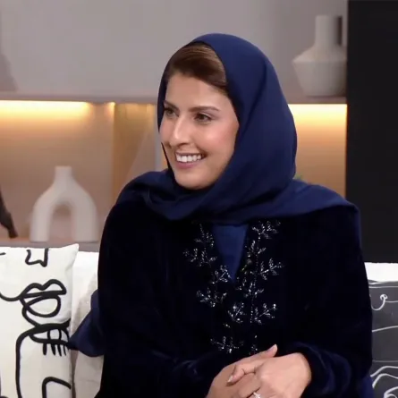 لمى الشثري رئيسة تحرير مجلة سيدتي خلال الحوار التلفزيوني مع قناة روتانا خليجية