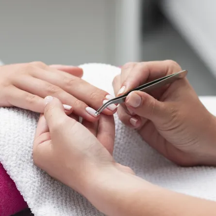  حلم قص الأظافر للعزباء في المنام- مصدر الصورة: Freepik