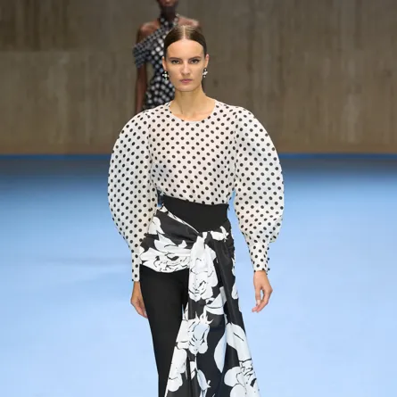 إطلالة من كارولينا هيريرا Carolina Herrera - الصورة من Launchmetrics/Spotlight ©