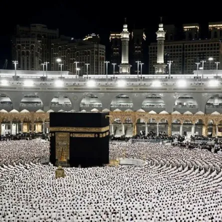 تصريح العمرة يمكن إصداره بسرعة وسهولة عبر تطبيق نسك 