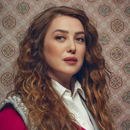 كندة علوش من بوستر مسلسل إخواتي - الصورة من الشركة المنتجة