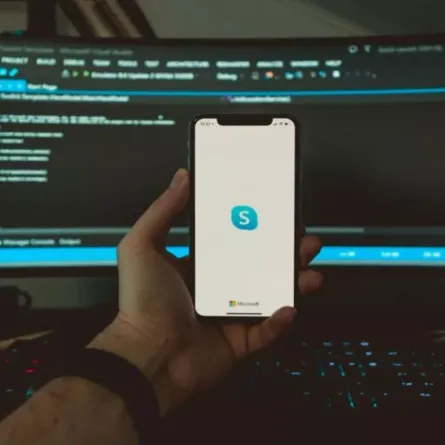 بعد 20 عامًا من الخدمة.. مايكروسوفت توقف خدمات سكايب في هذا الموعد