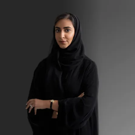 سيدة الأعمال سارة المدني - الصورة من المصدر