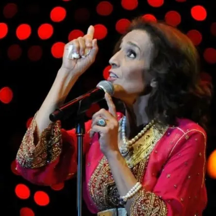 نعيمة سميح -الصورة من صفحتها الرسمية على فيسبوك