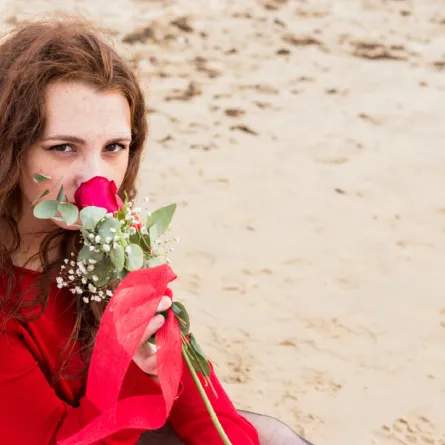 المرأة والعاطفة في الأبراج: من الأكثر رومانسية؟