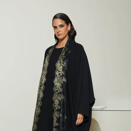 عباية من Des Farah - الصورة من حساب الماركة على إنستغرام