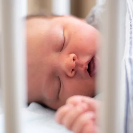 صورة لطفل رضيع