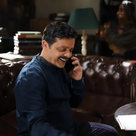 محمد هنيدي من مسلسل شهادة معاملة أطفال- الصورة من الشركة المتحدة