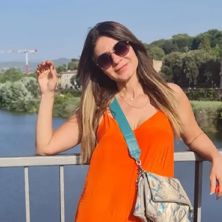 نجلاء بدر تثير الجدل بآرائها حول تجربة الإنجاب