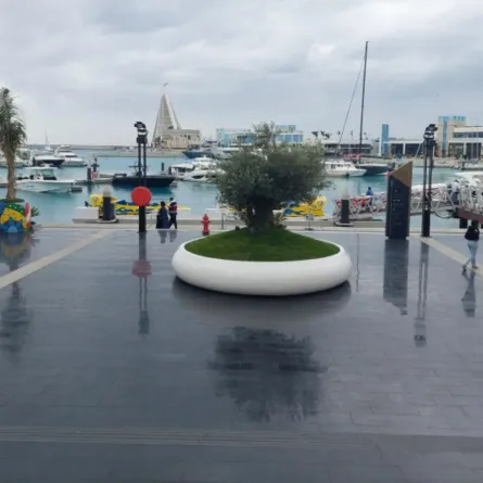 باقة منوعة من الأنشطة تتجسد بأهازيج ترحيبية بزوار مرسى اليخوت