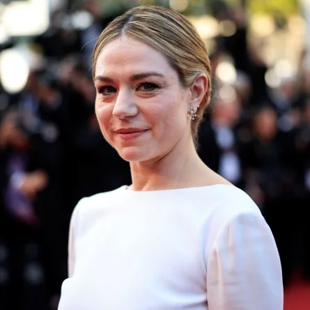 إميلي ديكوين خلال الدورة السادسة والسبعين لمهرجان كان السينمائي في كان، جنوب فرنسا (Emilie Dequenne during the 76th edition of the Cannes Film Festival in Cannes, southern France). مصدر الصورة: Valery HACHE / AFP