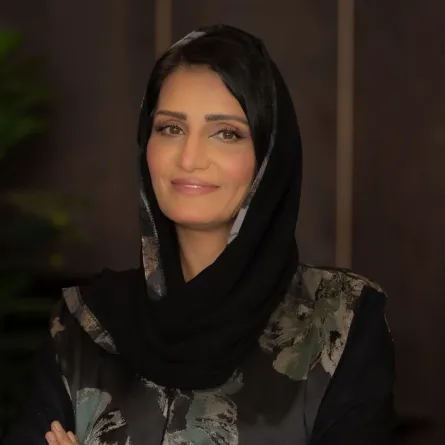 سفيرة السعادة السعودية هند الغامدي 