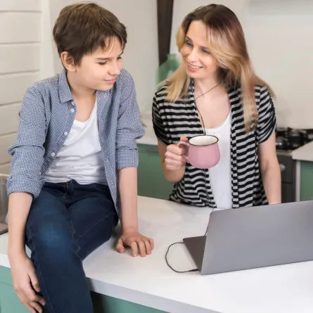 صورة لام في علاقة رائعة مع طفلك