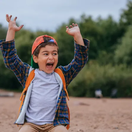 صورة طفل كثير الحركة