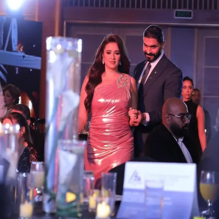 خالد سليم وياسمين عبد العزيز – الصورة من حساب خالد سليم على فيس بوك