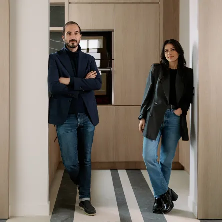 سيمون ميمون وميريل موتيكا، مصممان