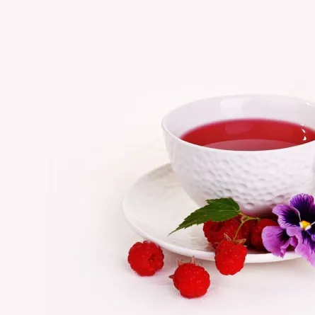 شاي التوت محمّل بالفوائد الصحية