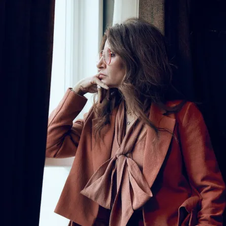 المصممة دانة أبو حمد- الصورة من أرشيفها.