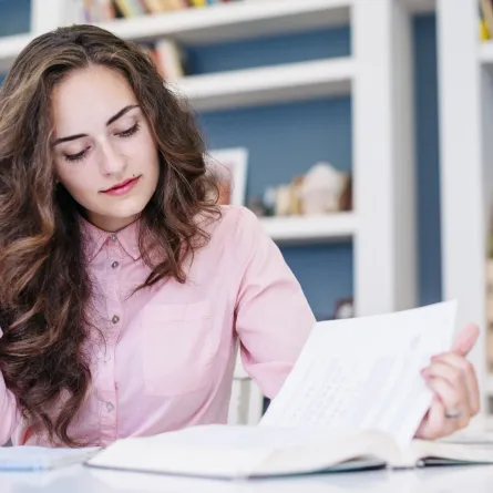 تفسير حلم الامتحان للمتزوجة- مصدر الصورة: Freepik