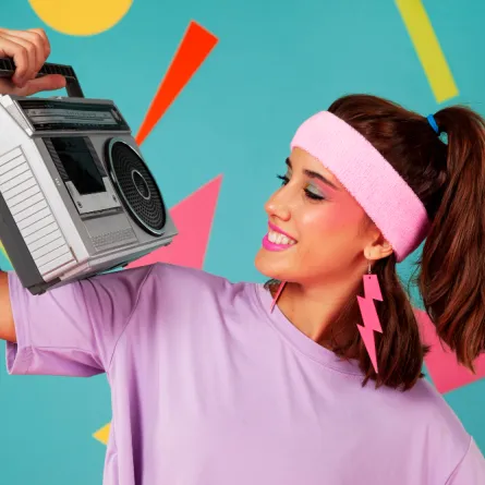 علامات جيل التسعينيات - المصدر freepik