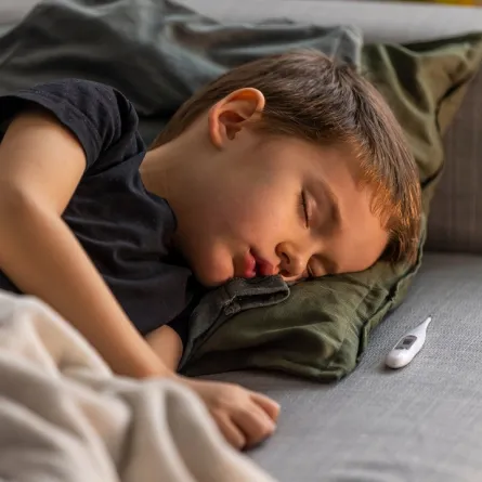 صورة لطفل مريض