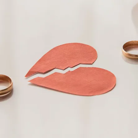  الخلافات والنزاعات بين الزوجين - المصدر: freepik 