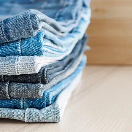 سراويل جينز نظيفة