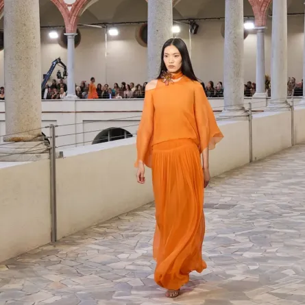 فستان من ألبيرتا فيريتي Alberta Ferretti-  مصدر الصورة Launchmetrics/Spotlight©