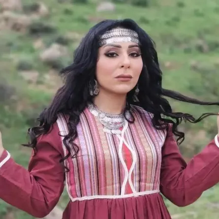 الفنانة رناد ثلجي - الصورة من صفحتها على فيسبوك