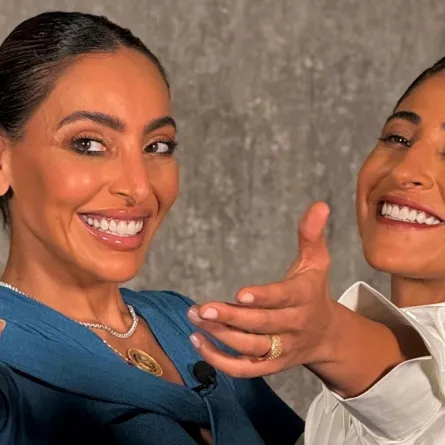 فاطمة الصفي وشجون الهاجري-الصورة من  حسابها   على الانستغرام