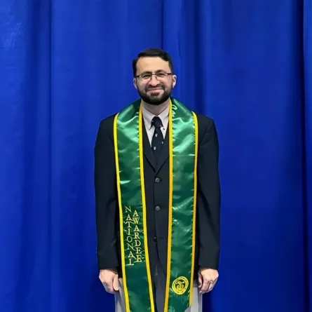 الطبيب السعودي محمود الجرف