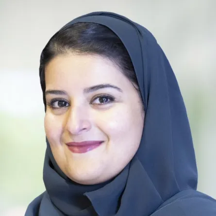 سارة بنت جماز السحيمي الحاصلة على جائزة الأميرة نورة بنت عبدالرحمن للتميُّز النسائي في مجال المشاريع الاقتصادية - الصورة من حساب قياديات على إكس