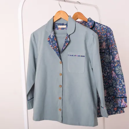 زوجان من البيجاما