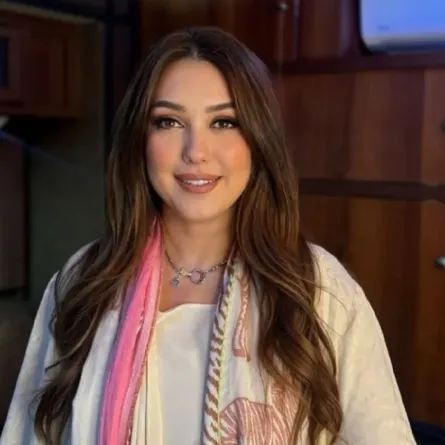 كندة علوش- الصورة من حسابها الرسمي على فيسبوك