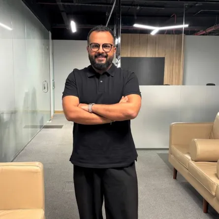 سلطان العبد المحسن- الصورة  خاصة بسيدتي من تصوير زكية البلوشي