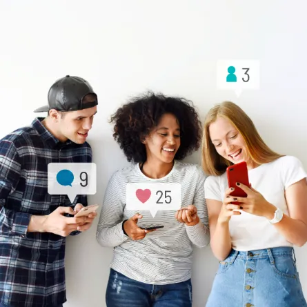 السوشيال ميديا تسبب التشتت - المصدر freepik