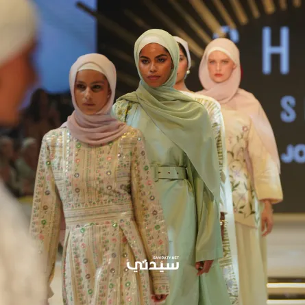  اليوم الثاني لأسبوع الموضة المحتشمة: تصاميم لنساء يرغبن أيضاً في الشعور بالأناقة والتمكين