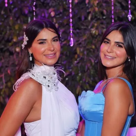 رانيا منصور وشقيقتها نورهان- الصورة من حساب رانيا على إنستغرام